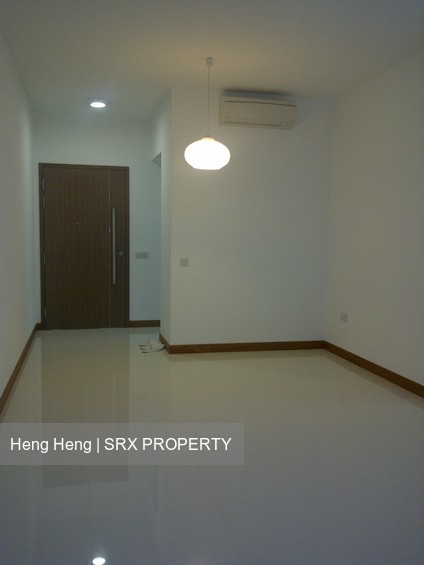 Waterfront Waves (D16), Condominium #169811442